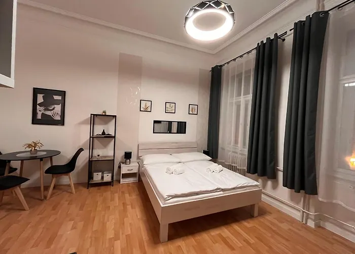 Golden Old Prague Apartments