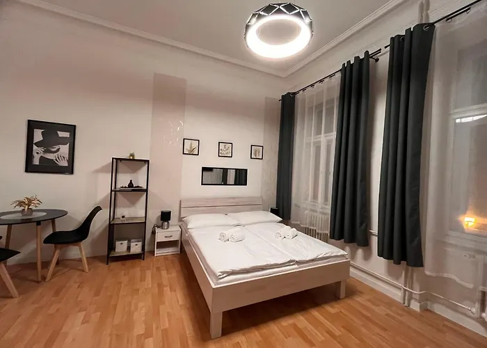 Golden Old Prague Apartments